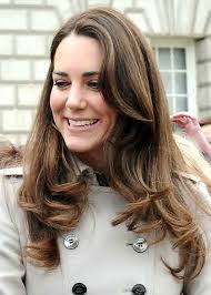 Le bp coiffure s'adresse aux coiffeurs qui ont déjà le cap coiffure et qui souhaitent aller plus loin dans leur apprentissage de la coiffure. Google Image Result For Http 1 Bp Blogspot Com Qmzid3jnuqm Tb7 Pod0kpi Aaaaa Kate Middleton Hair Hair Hair Styles