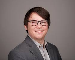 Andrew Benedict's Instagram, Twitter & Facebook