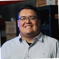 Leo Alger's Instagram, Twitter & Facebook