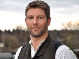 Former germany player thomas hitzlsperger has called on members of the national team to speak out more on social issues. Thomas Hitzlsperger Schwules Outing So Reagierte Meine Familie Fussball