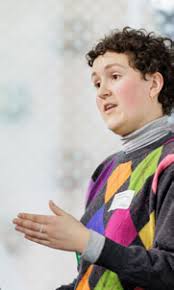 VERSTECKT, VERDECKT, VERLETZT