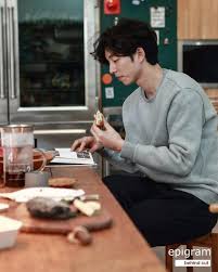 Korean Actor Gong Yoo Breakfast Gong Yoo Goong Yoo Goblin Gong Yoo