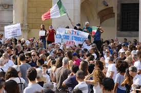 Migliaia di morti non conteggiati moreno ferrari è tra gli organizzatori della manifestazione no vax contro la dittatura sanitaria: Dltw09mgndjlnm