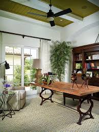 Hello 4 quarter crafts family! 10 Ways To Go Tropical For A Relaxing And Trendy Home Office