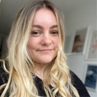 200+ perfiles de «Devers»