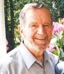 Bruce Underhill's Instagram, Twitter & Facebook