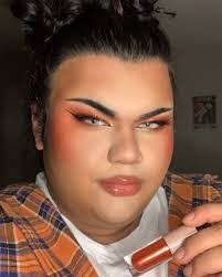 Max Daniels's Instagram, Twitter & Facebook