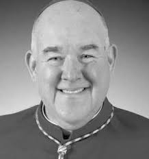 Former Episcopal priest approved to seek ordination