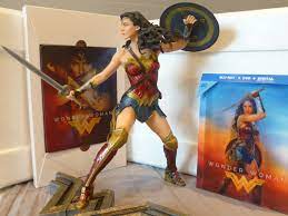 Do you like this video? Review Wonder Woman Ultimate Collector S Edition Target Digibook Bluray Dealz De