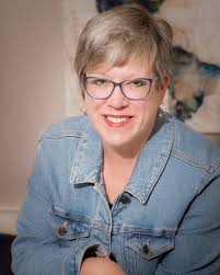 Glenda Willis's Instagram, Twitter & Facebook