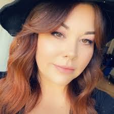 Danielle Schlageter's Instagram, Twitter & Facebook