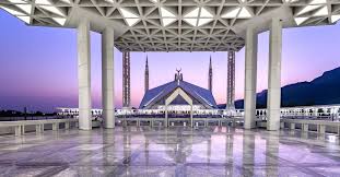 Kuala lumpur, malaysia is 2,832 miles from islamabad. Flyg Fran Kuala Lumpur Till Islamabad Bravofly