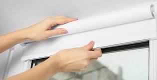 How To Fix Cordless Or Spring-Tensioned Roller Blind Problems ...