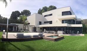 Bienvenue Dans L Incroyable Maison A 8m De Lionel Messi