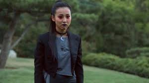 All Saints Grey Tie Waist Tee Worn By Nico Minoru Lyrica Okano In Marvel S Runaways Season 3 Episode 5 Spotern