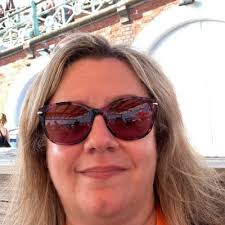 Kate Caswell (@KateCas47)