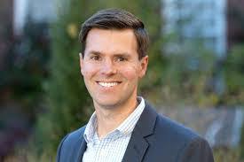 Benjamin Polak's Instagram, Twitter & Facebook