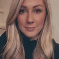 Carrie Cotter's Instagram, Twitter & Facebook