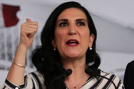 Kenya López Rabadán went to AIFA and noted her shortcomings: “Lack of  planning”