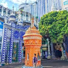 Predator fun park yang berada di jalan raya tlekung nomor 315 ini bukan hanya sebagai salah satu tempat wisata edukasi di malang saja. Masjid Turen Lawang Sewu Nusagates