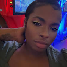 Why does the paperwork for a holiday loan from Jackson Hewitt show a higher  advance and owed payment amount than the actual amount received?