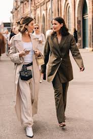 The Best Street Style From Sydney Fashion Week Vogue Cool Street Fashion Sydney Fashion Week Fashion