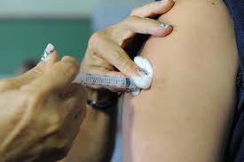 Se você espera um atendimento ou a prestação de um serviço. Vitoria Da Conquista Vacina Populacao De 43 Anos Nesta Segunda Feira Contra A Covid 19