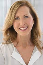 Sonia Schroeder's Instagram, Twitter & Facebook