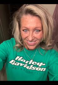 Hey I have some exciting news about new product coming March 12?? If you  wanna know more about it!! Leave me a comment or send me a dm!! ☘️💚 Who  needs a color match?? Let me help you get a new quick ...