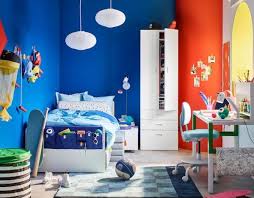 Would want a rail or to close it off with storage on other end and facing into underneath space dormitorios compartidos habitaciones compartidas habitaciones pequeñas decoraciones de interiores dormitorios literas para niñas camas para niñas habitacion chicas. Inspiracion Dormitorios Juveniles Ikea Nuevo Catalogo 2021 Fotos