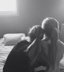 Black And White Best Friends Goals Pin By Raman Dhanoa On Photography Black And White Girl Bff Goals Best Friend Photoshoot