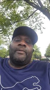 Malik Sherrod😀😇 TheMoodshoppe