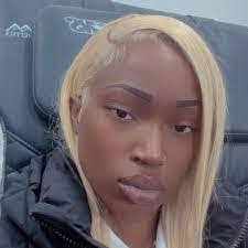 Melissa Verdon's Instagram, Twitter & Facebook