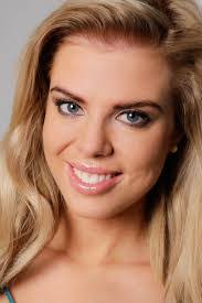 Cara Watt's Instagram, Twitter & Facebook