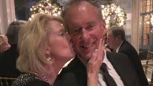 Mike Bending's Instagram, Twitter & Facebook