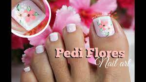 Este diseño de uñas de pies es perfecto para un verano en la playa. Diseno De Unas Pies De Flores Facil Easy Flowers Toenail Art Youtube