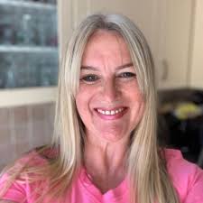 Clare Pope (@clare_deary)