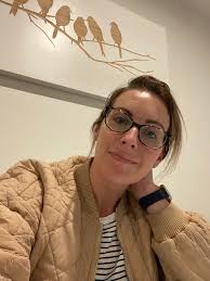 I feel doubt most in my chest. And there have been more times than I care  to count when it's been there, heavy and present. And yes, even though I  coach mindset