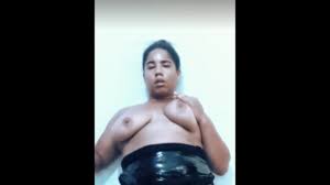 ロボットストリッパーがレーザーで石化される(モバイルバージョン)