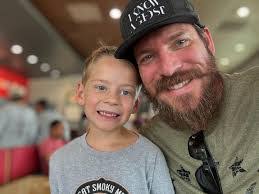 Ryan Tatham's Instagram, Twitter & Facebook