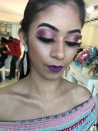 Día de curso de Make_up👄💋😍❤ Modelo: Cinthia Vera Barreto😍 Nueva técnica  llevando a la práctica✓✓✓ ❤ me encantó está técnica 💕💕 Prof: Lili Rivas  y...