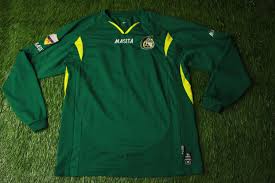 Jun 10, 2021 · uefa told ukraine on thursday it could keep a map showing crimea on its new national shirt despite objections from russia but must remove the phrase glory to the heroes due to military connotations. Fortuna Sittard Away Football Shirt 2007 2008