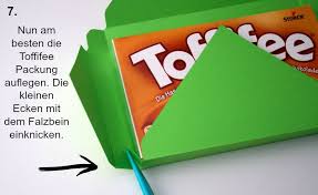 Toffifee Verpackung Mit Dem Punchboard Anleitung Umschlag Basteln Schachtel Basteln Verpackung