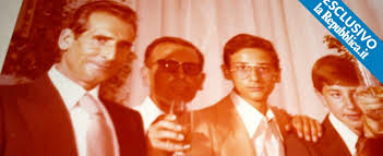By any standard of measure, matteo messina denaro is a very, very bad man. Messina Denaro Ritratto Del Boss Da Giovane Ecco La Foto Mai Vista A Una Festa Con Il Padre La Repubblica