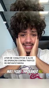 O ator Gabriel Santana, conhecido por interpretar o Mosca na novela  ‘Chiquititas’ (2013-2015), viveu uma situação inusitada nos últimos dias de  2024. A polícia bateu à porta de seu apartamento às 6h ...