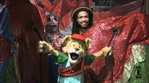 Aaron Nigel Smith and Lionel from Between the Lions sing 