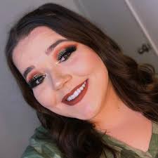 ✨ summer is over but I'm still glowing ✨ I can't believe Halloween is over!  Is there such thing as Christmas looks? 😂 hope you all had a fun and safe  Halloween! • • • •