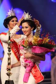 Anh là lãnh đạo doanh nghiệp khi mới 27 tuổi. Ä'áº·ng Thu Tháº£o Ä'Äng Quang Hoa Háº­u Viá»t Nam 2012 Giao Dá»¥c Viá»t Nam