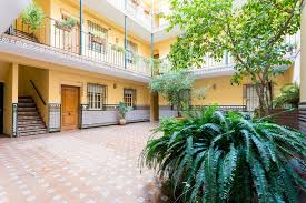 Gilmar sevilla offers you this wonderful house, recently renovated, in one of the most traditional areas of the center of seville, next t. Apartamento Triana I Seville Spain Booking Com