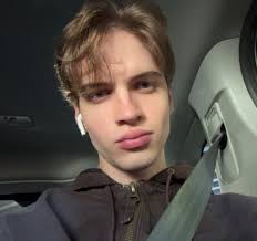 Looking for a roommate!